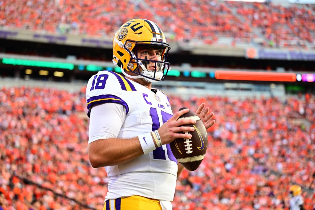 Overreaction Monday: College Football Fireworks & Fantasy Draft&nbsp;Fever